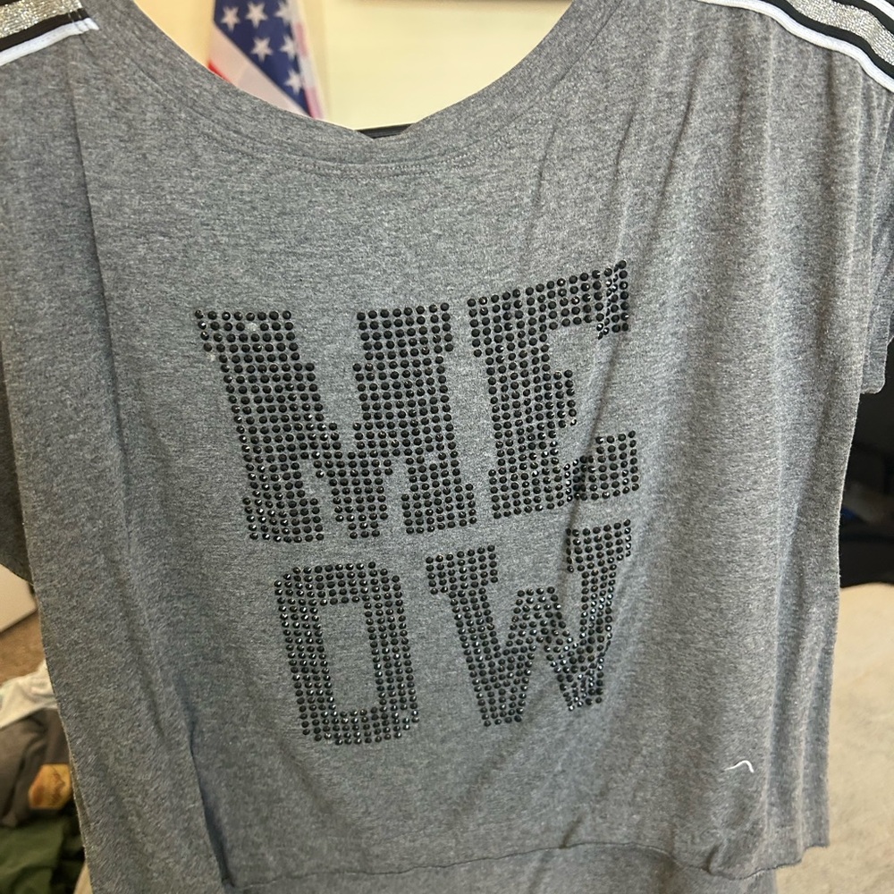 Gray MEOW Graphic T-Shirt